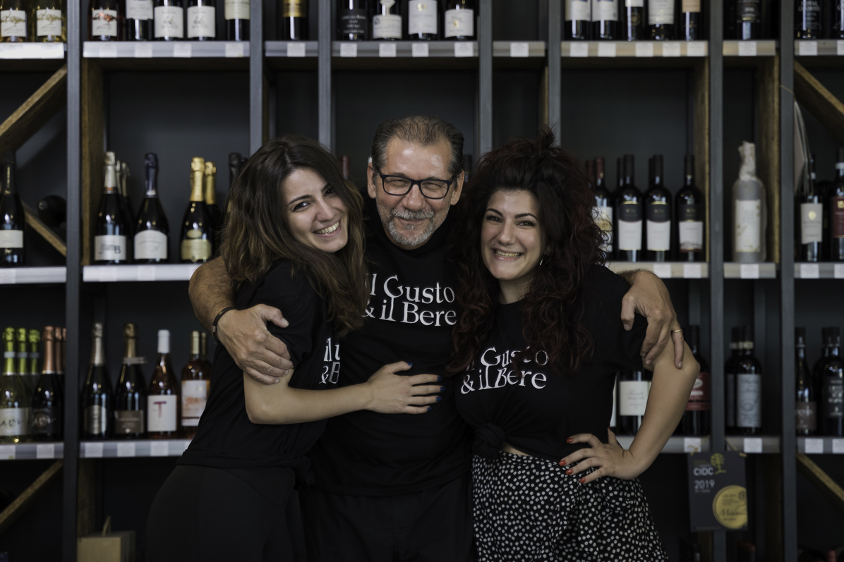 famiglia-enoteca-ilgustoeilbere-tutti-insieme